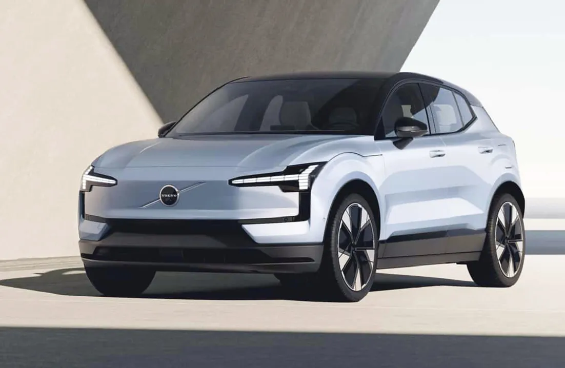 Volvo EX30 (2024)